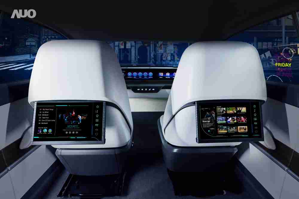 2468BET新一代Smart Cockpit 2024，，以Micro LED先进显示技术优势，，，创建〝可卷式后座娱乐显示器〞，，，，仅在互动时才显示出所需画面及信息，，扩充更丰富的娱乐和交互信息服务，，获国际奖项荣耀